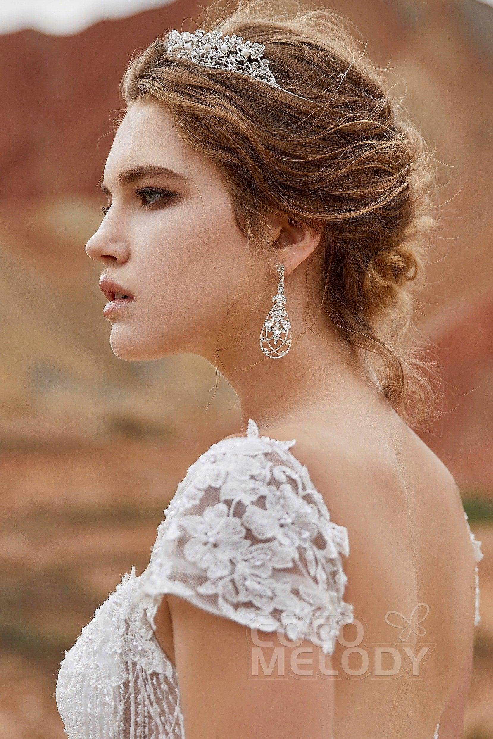 Luxurious Cubic Zirconia Tiara with Imitation Pearl CR17006 - COCOMELODY